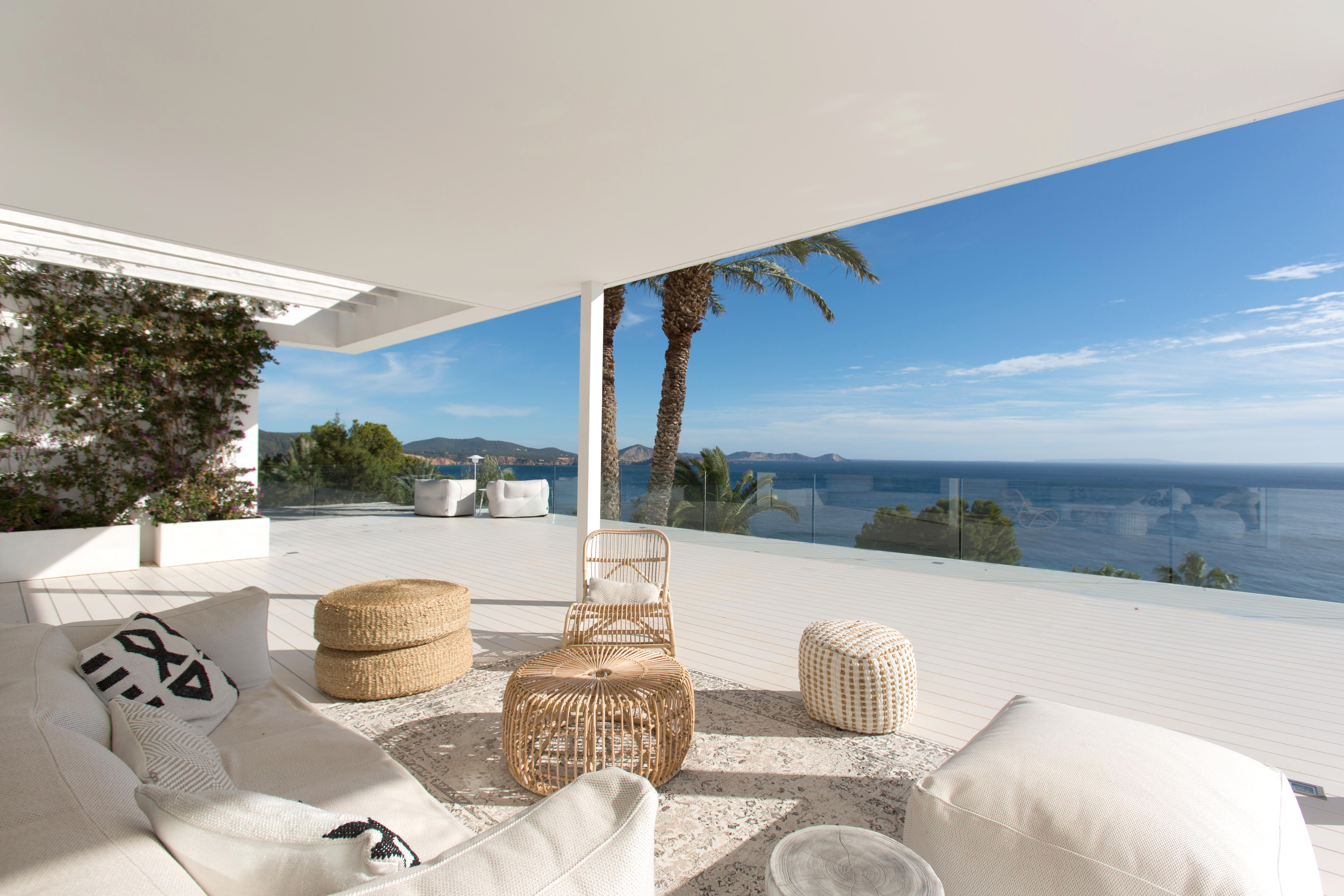 Luxury holidays in Ibiza with Engel & Völkers: Villas up to 30% cheaper