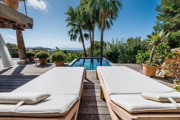 Einzigartiger Mediterraner Luxus in der sonnigen Südküste Ibizas