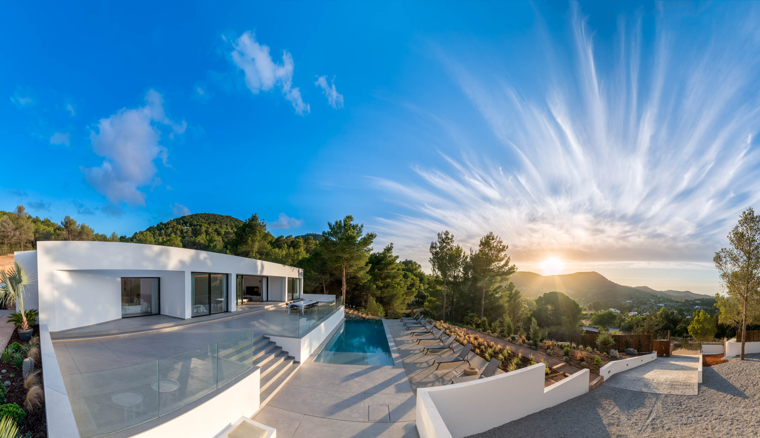 Minimalistic luxury villa in the hills of Sant Josep