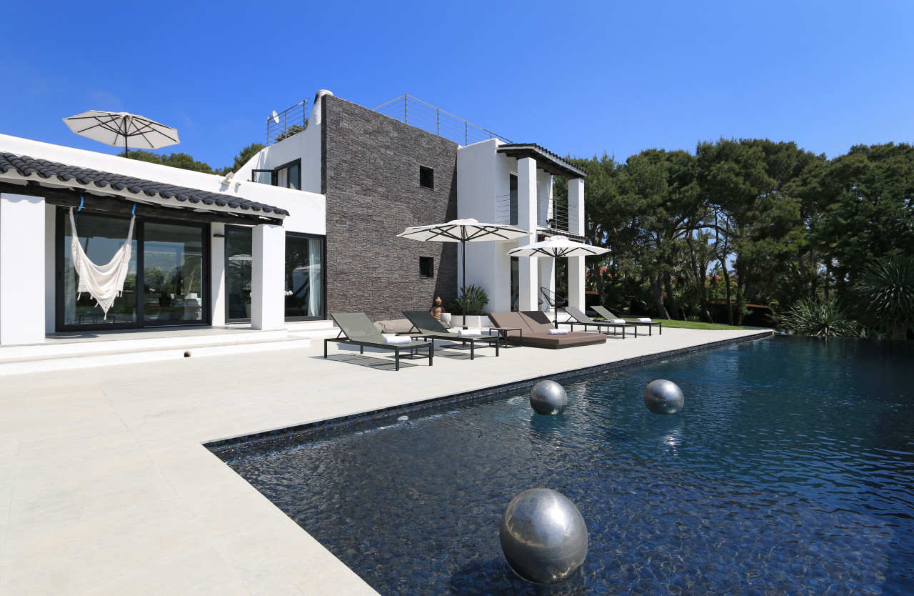 Stylish Cala Conte villa with privileged views - 2