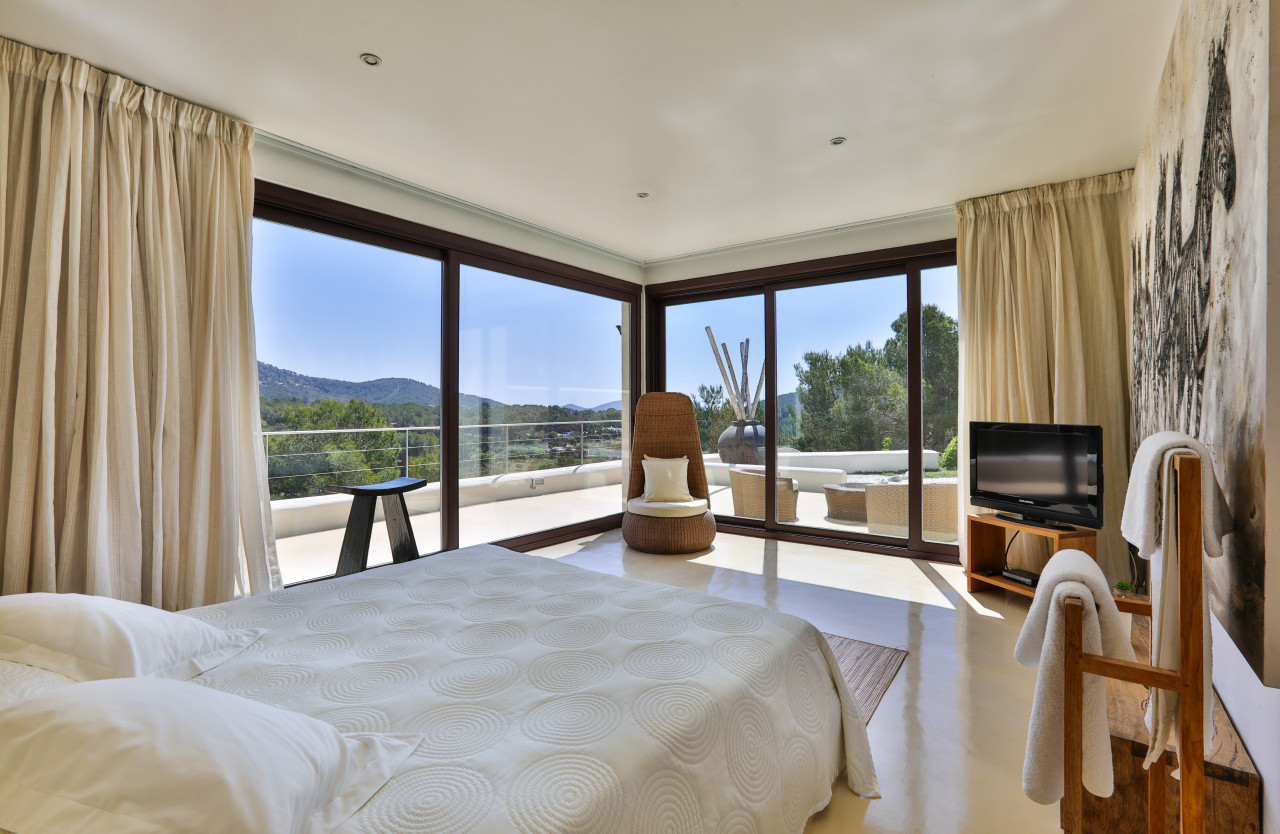 Top luxury and style villa in Cala Jondal - 2