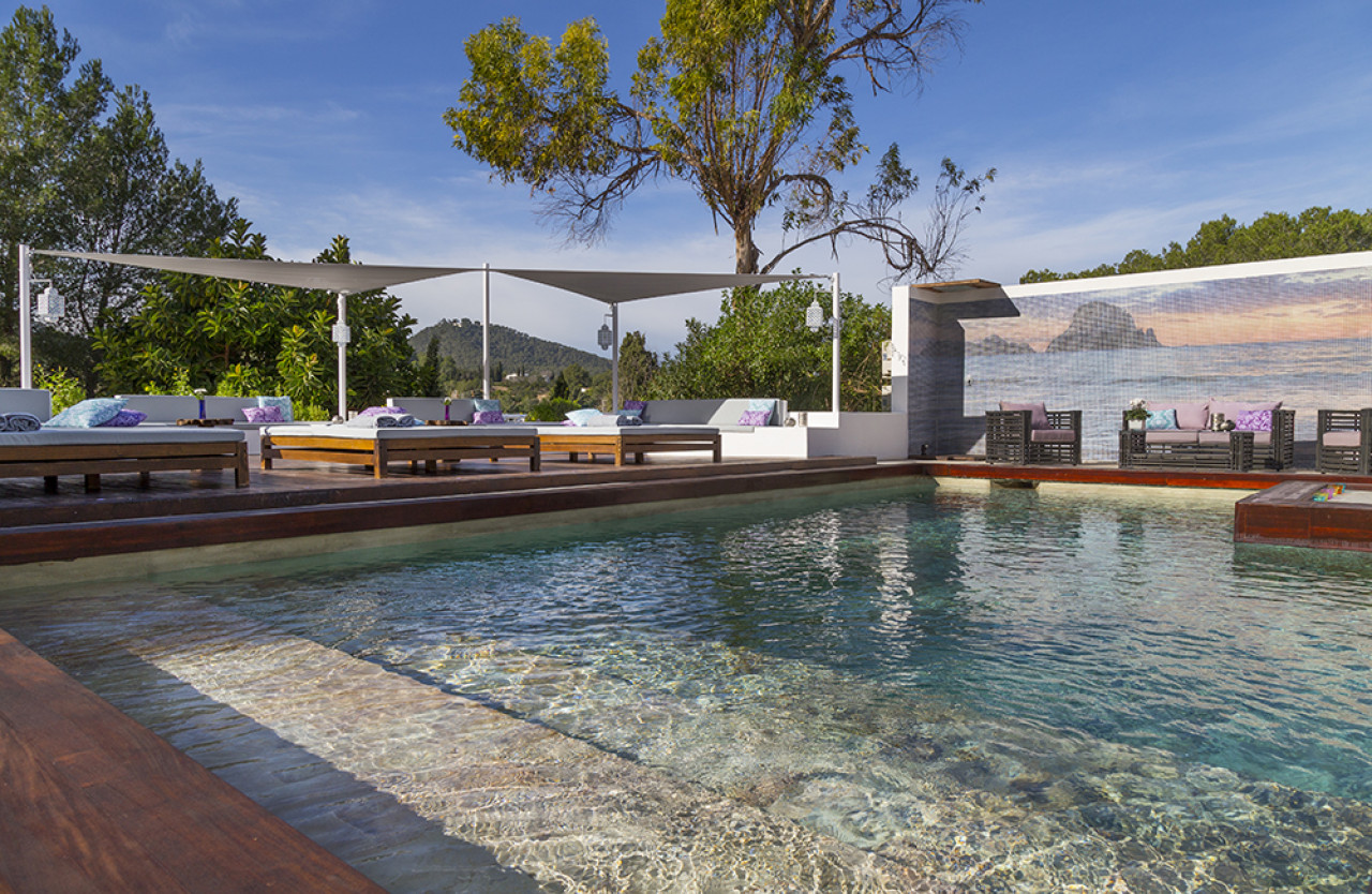 Top luxury family villa in the middle of Ibiza’s golf course - 1