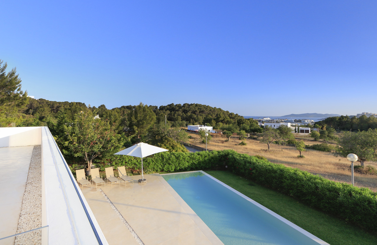 Modern family house in a privileged Ibiza neighbourhood - 30