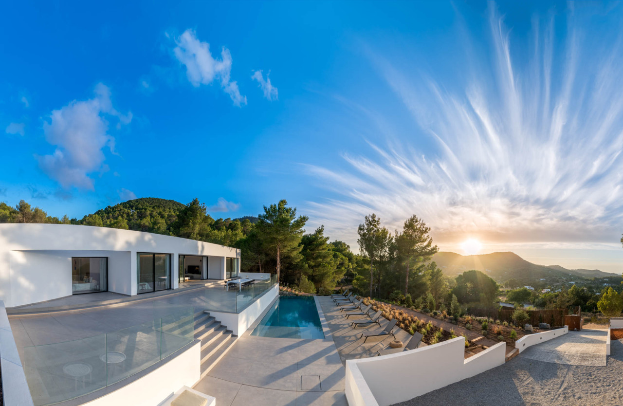 Minimalistic luxury villa in the hills of Sant Josep - 2