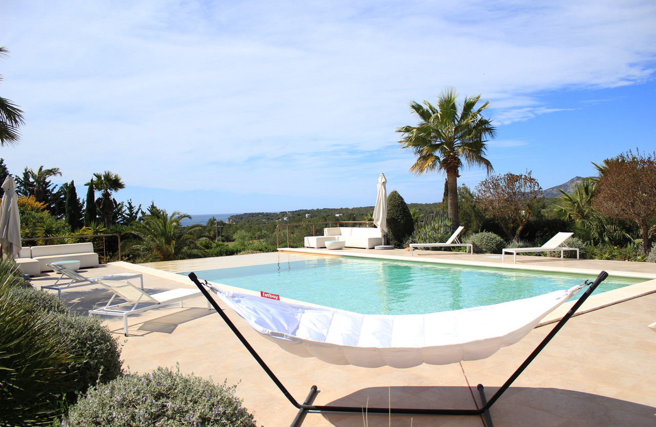 Exceptional villa in prestigious Cala Jondal - 1