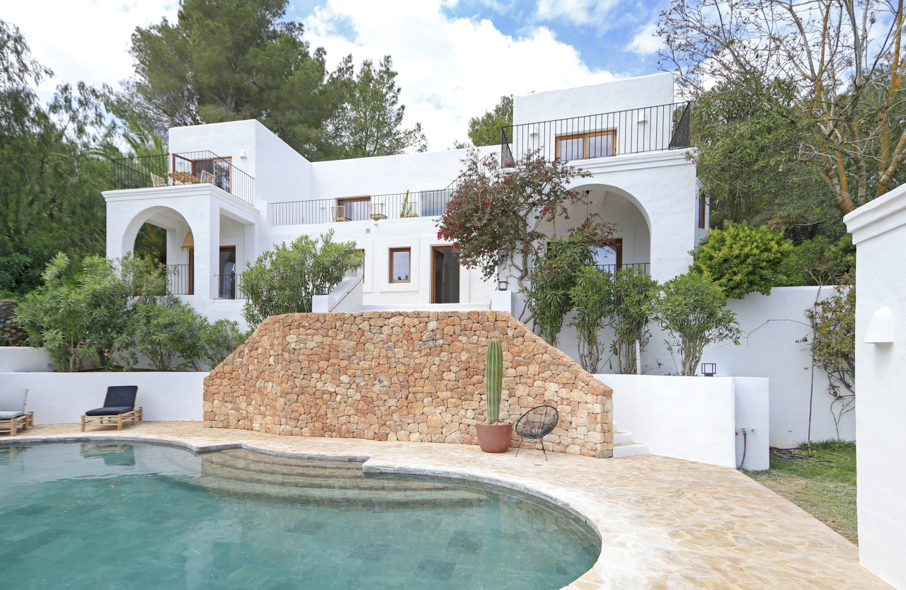 Genuine Ibizan property in Santa Gertrudis - 2