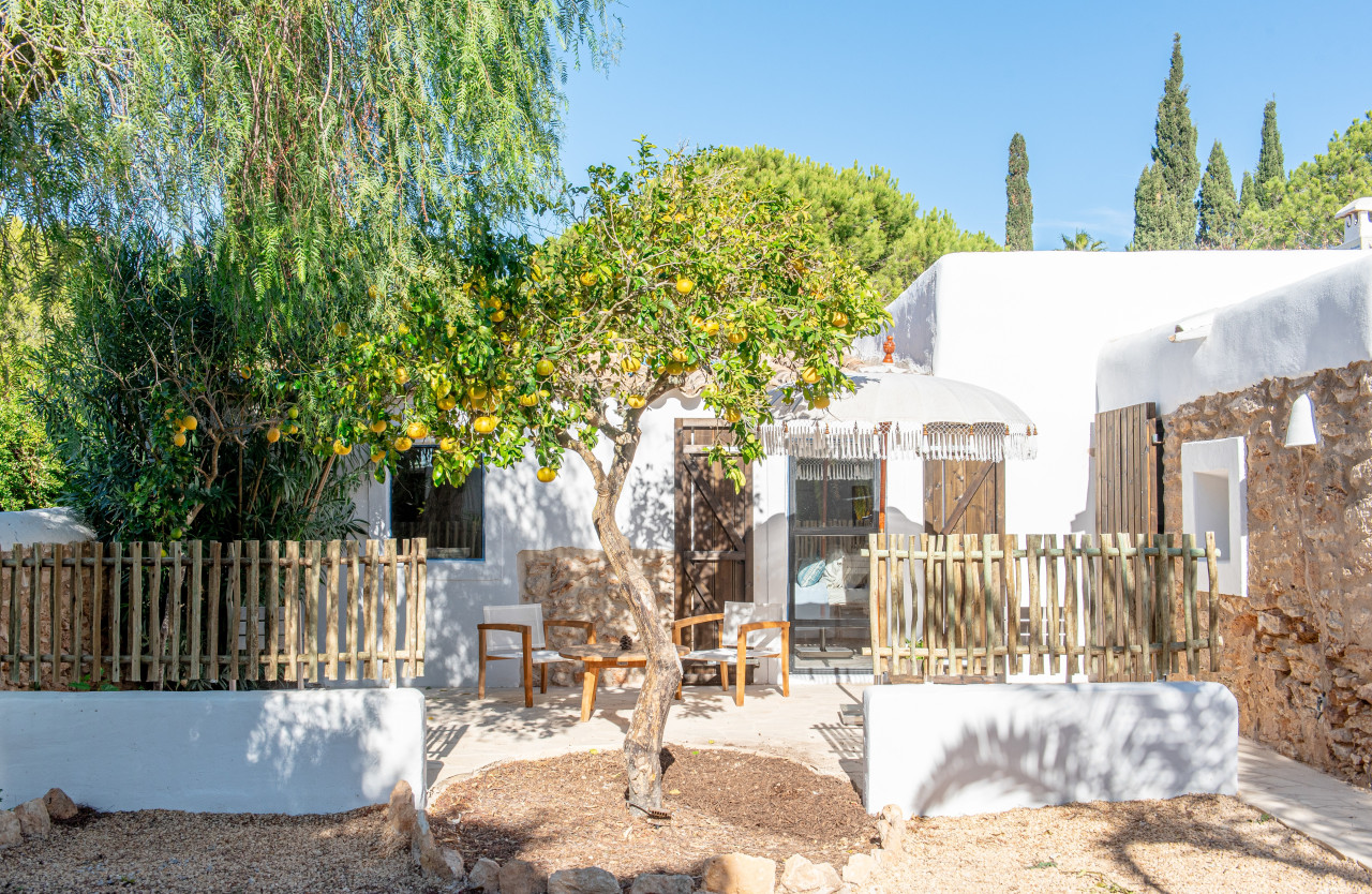 Enchanting finca nestled in the countryside between Santa Gertrudis and Ibiza - 55