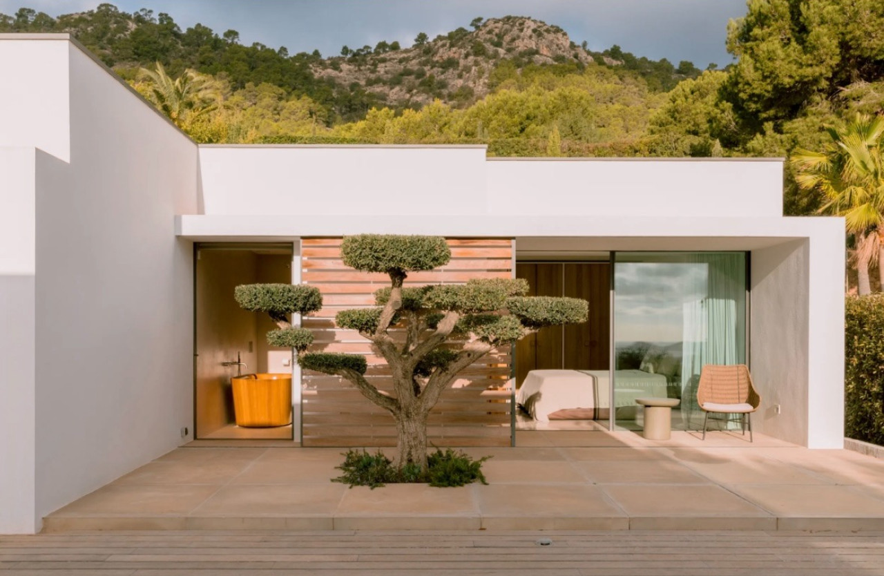 Modern design villa on the heights of Es Cubelles  - 10