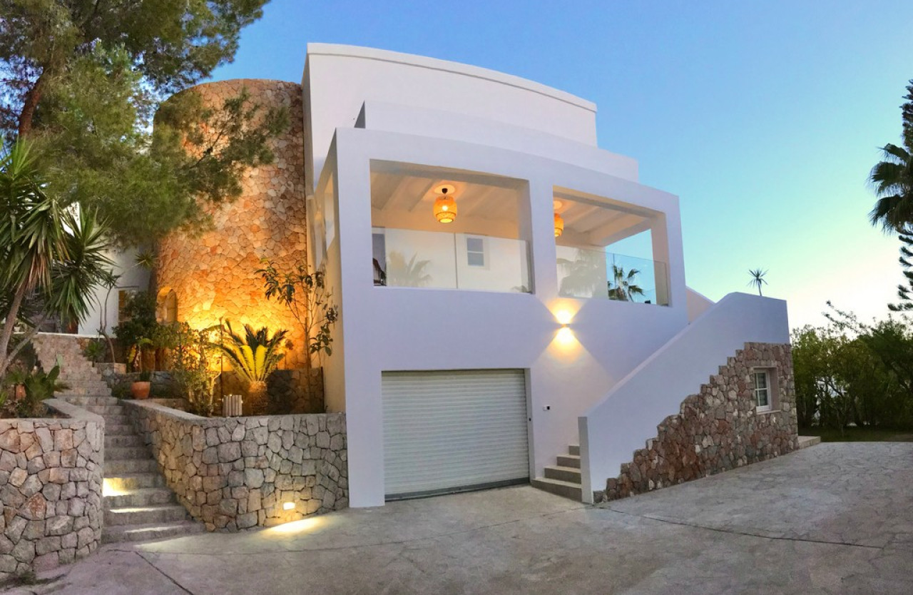 Elegant Mediterranean Villa recently refurbished  - 7