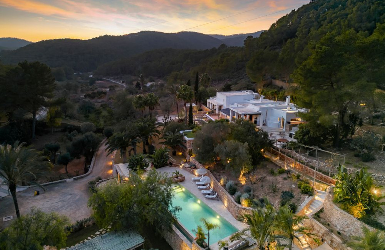 Unique Finca surrounded by nature just minutes from Ibiza Town  - 65