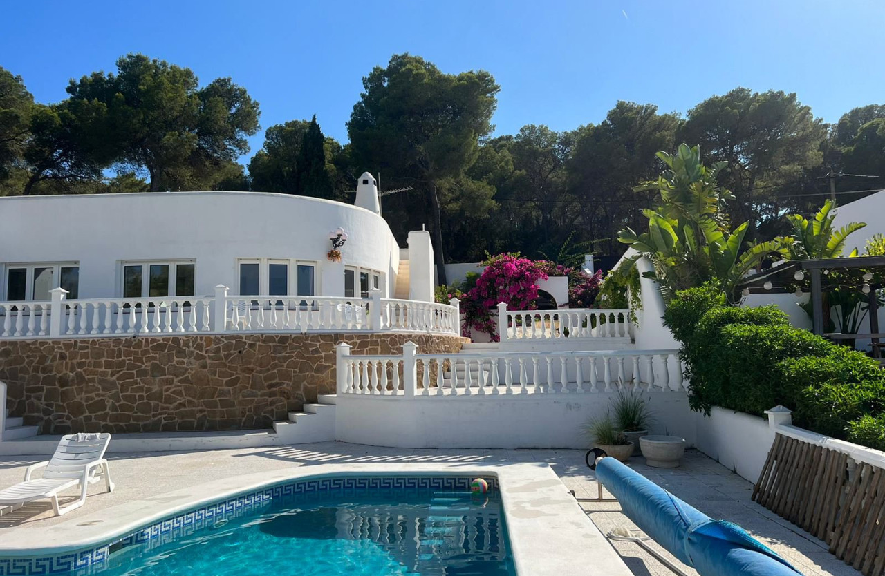 Villa mediterránea con vistas a la bahía - 16