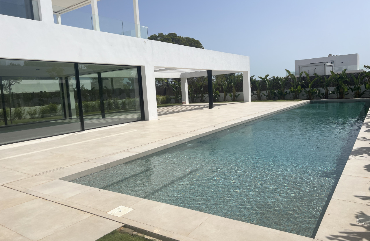 Newly built villa in walking distance to beach - 7