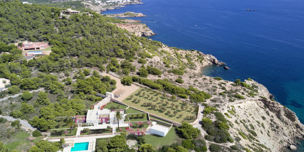 Proyecto de renovación en primera línea al mar de Cap Martinet - 2