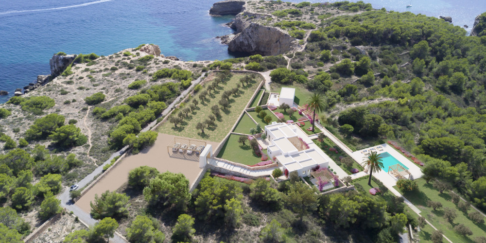 Renovation project in first line to the sea of Cap Martinet - 3