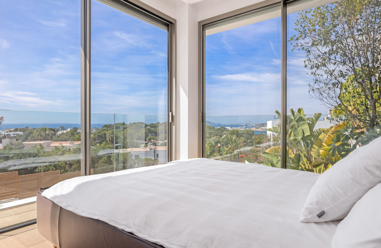 Moderne Villa mit 180º Panoramablick auf das Meer in Cap Martinet - 9