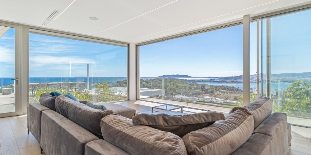 Moderne Villa mit 180º Panoramablick auf das Meer in Cap Martinet - 2