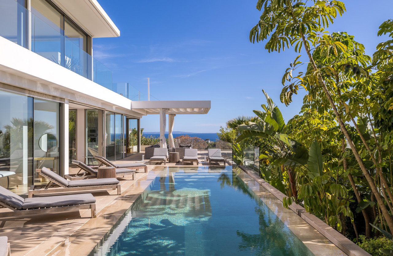 Moderne Villa mit 180º Panoramablick auf das Meer in Cap Martinet - 1