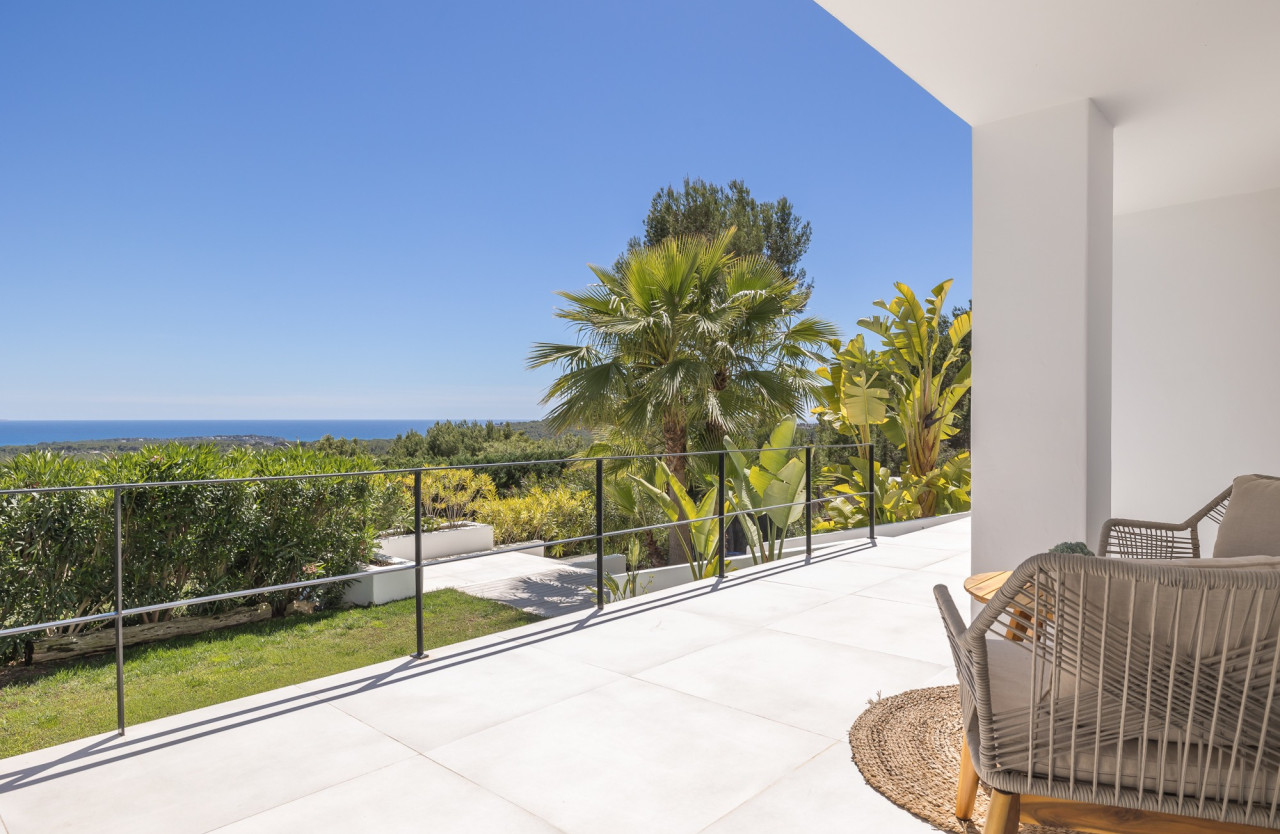 Moderne Villa mit schönem Garten und beeindruckendem Meerblick - 30