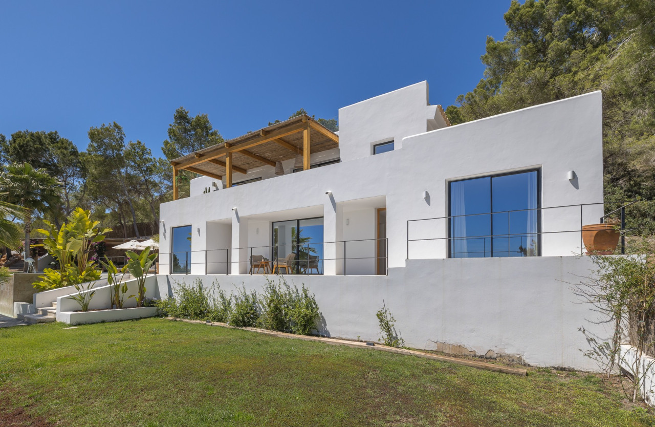 Moderne Villa mit schönem Garten und beeindruckendem Meerblick - 38