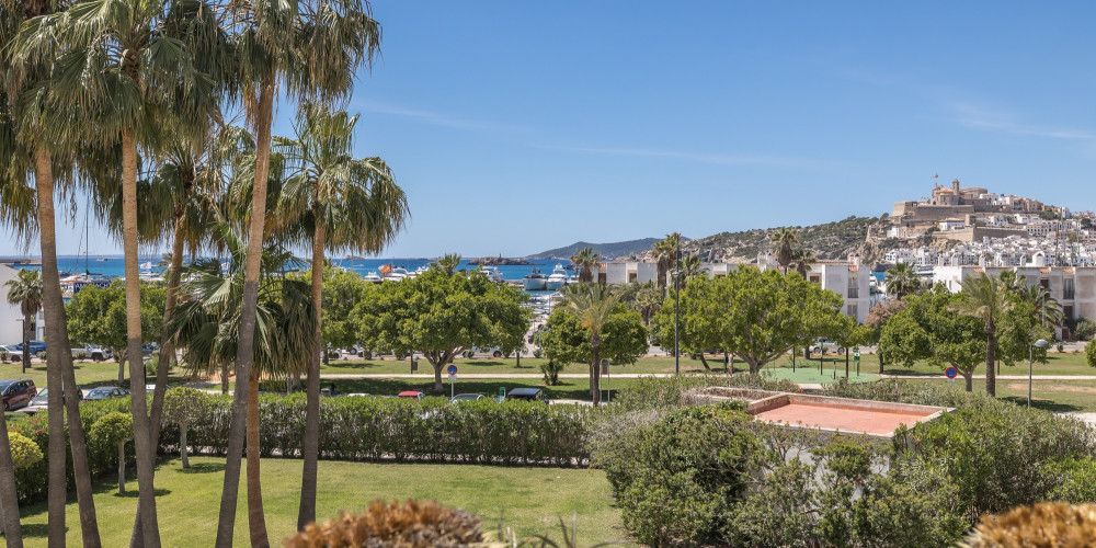 Elegante apartamento en primera línea, cerca de la ciudad y la playa - 1