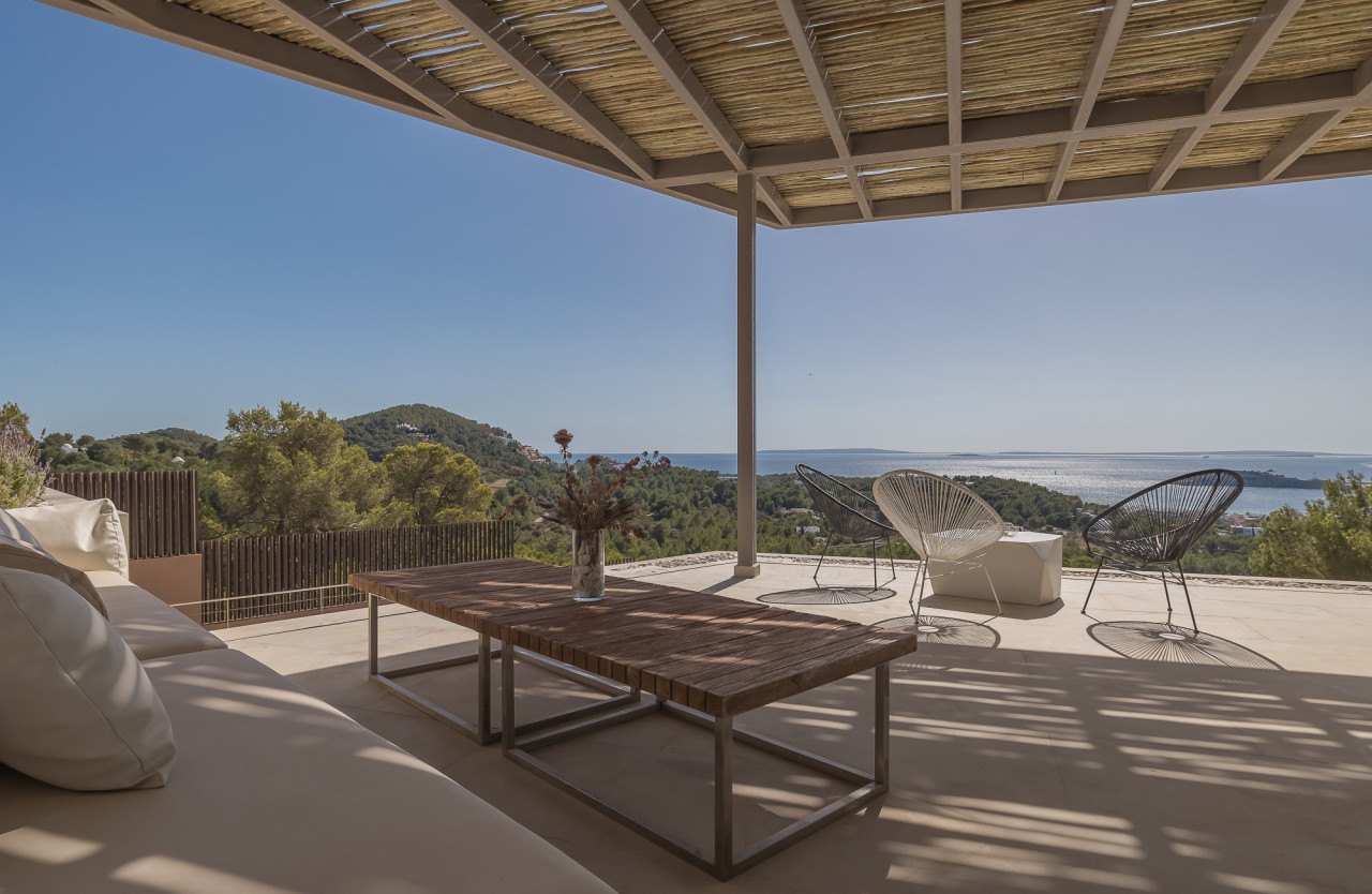 Mediterrane Villa mit Panoramablick auf das Meer in Can Rimbau - 7