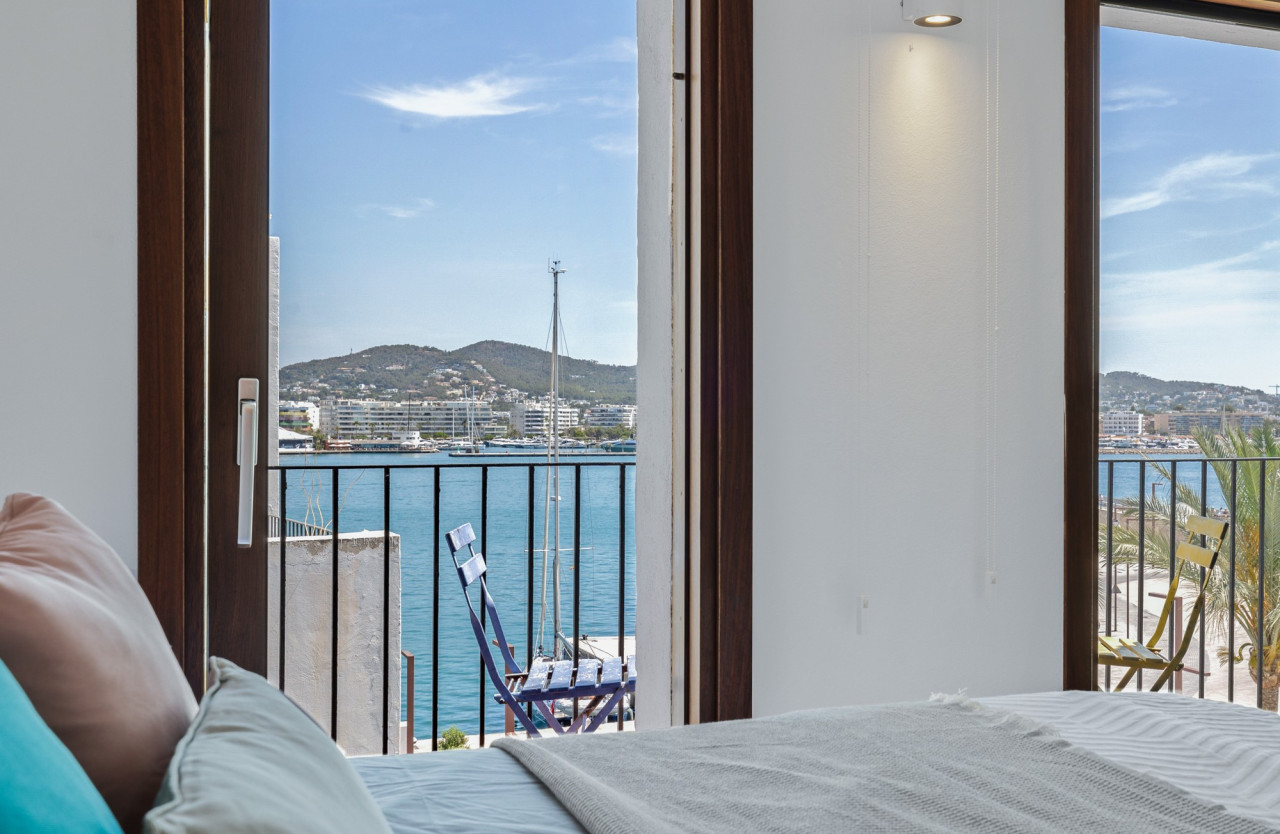 Elegant duplex penthouse in the port of Ibiza - 6