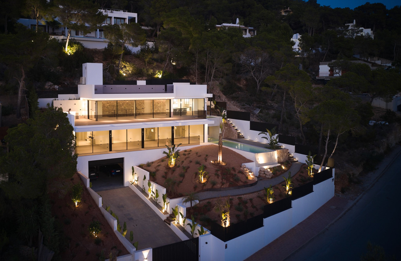 Nueva villa con piscina en cascada y vistas a la puesta de sol - 5