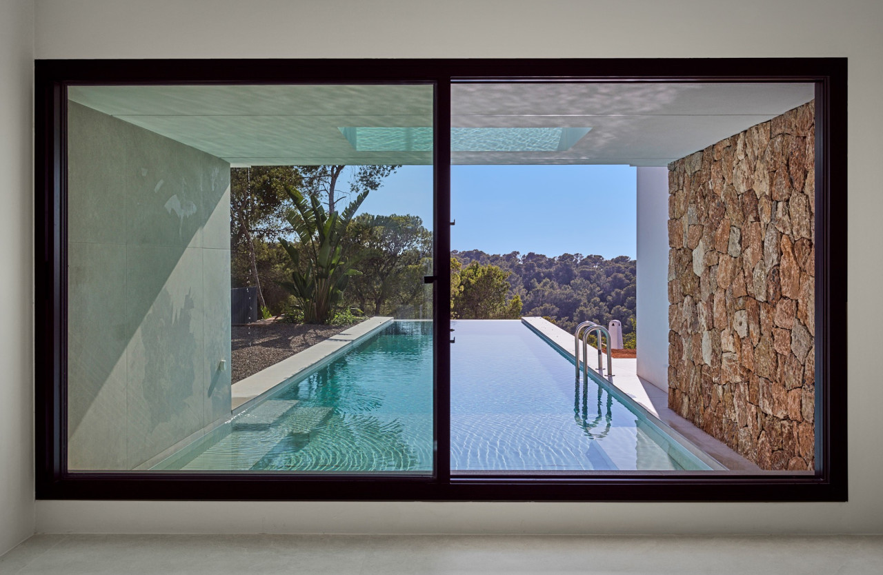 Nueva villa con piscina en cascada y vistas a la puesta de sol - 13