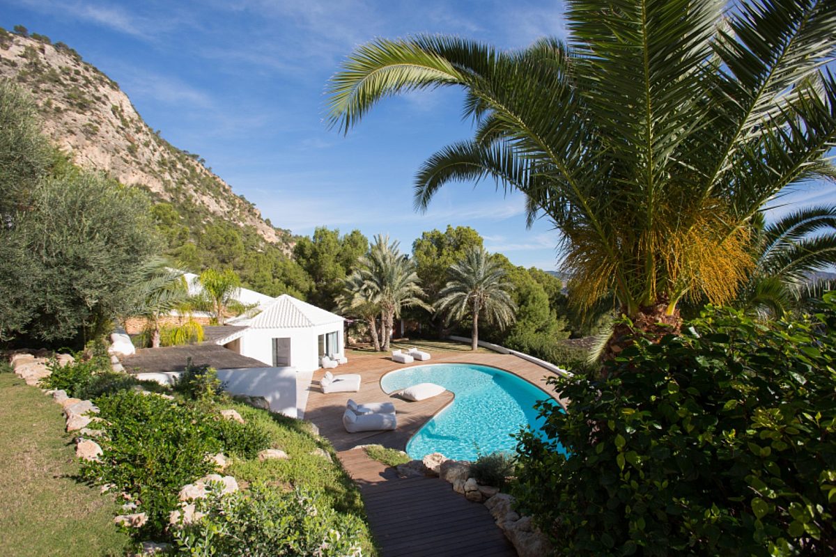 Modern Luxury in Ibiza’s Most Exclusive Enclave: A Sanctuary in Es Cubells - 5