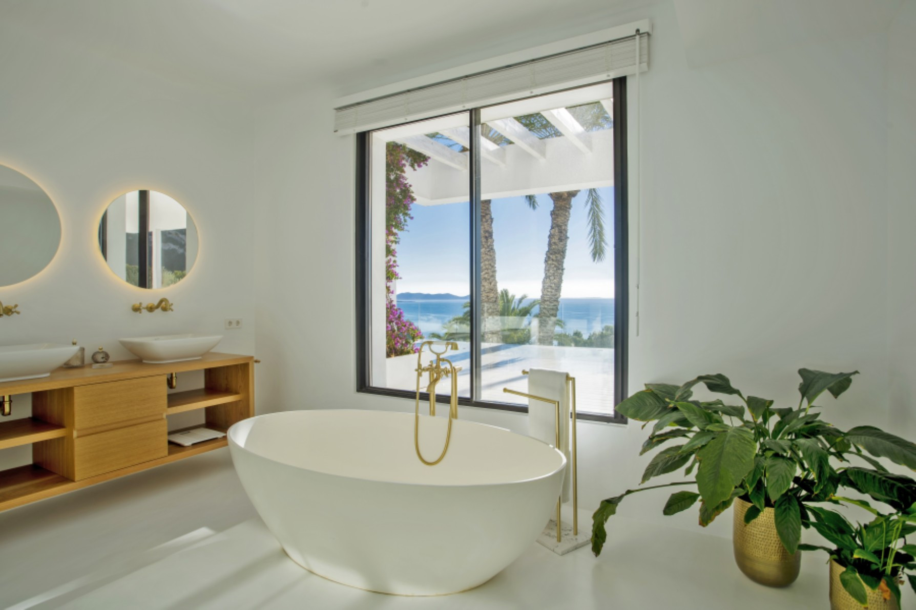 Moderner Luxus in Ibizas exklusivster Nachbarschaft: Ein Refugium in Es Cubells - 17