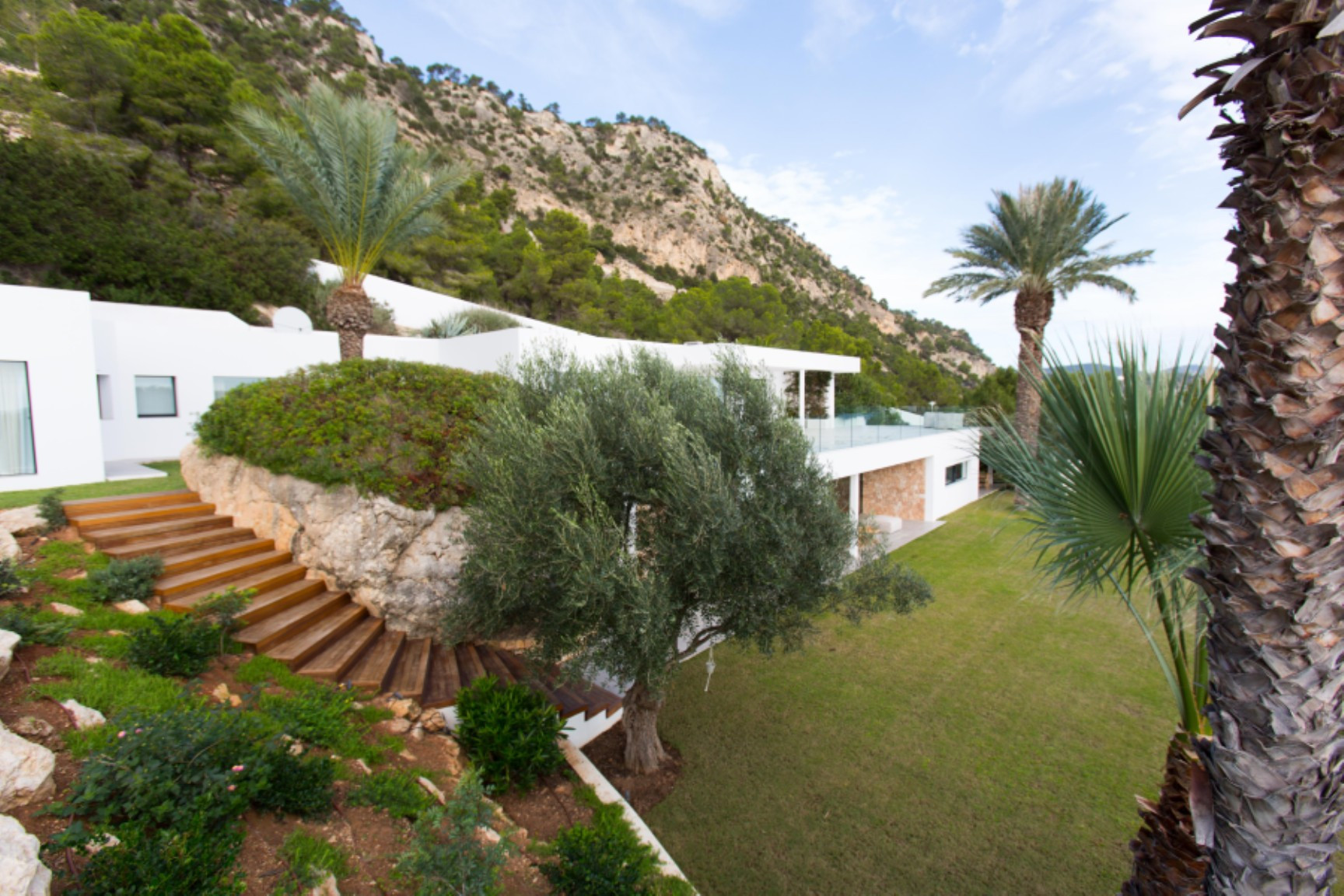 Moderner Luxus in Ibizas exklusivster Nachbarschaft: Ein Refugium in Es Cubells - 23