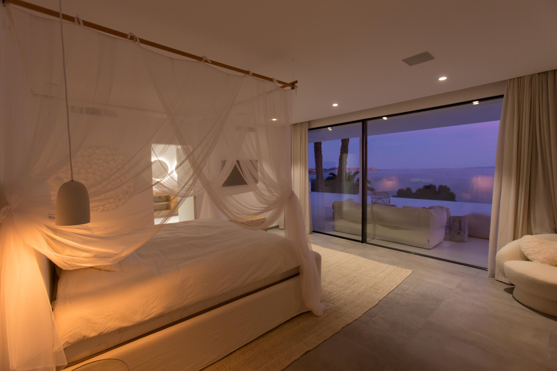 Moderner Luxus in Ibizas exklusivster Nachbarschaft: Ein Refugium in Es Cubells - 26