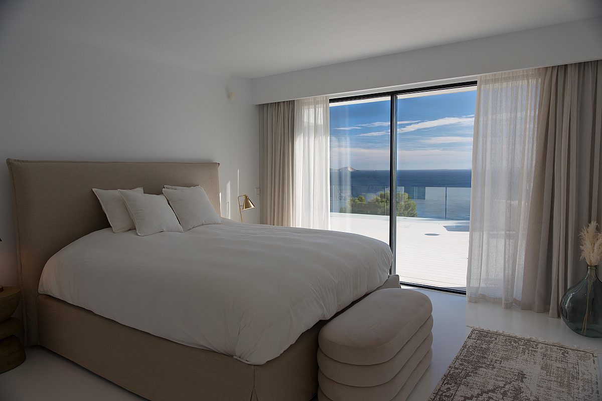 Modern Luxury in Ibiza’s Most Exclusive Enclave: A Sanctuary in Es Cubells - 16