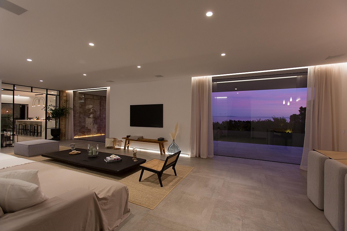 Modern Luxury in Ibiza’s Most Exclusive Enclave: A Sanctuary in Es Cubells - 30
