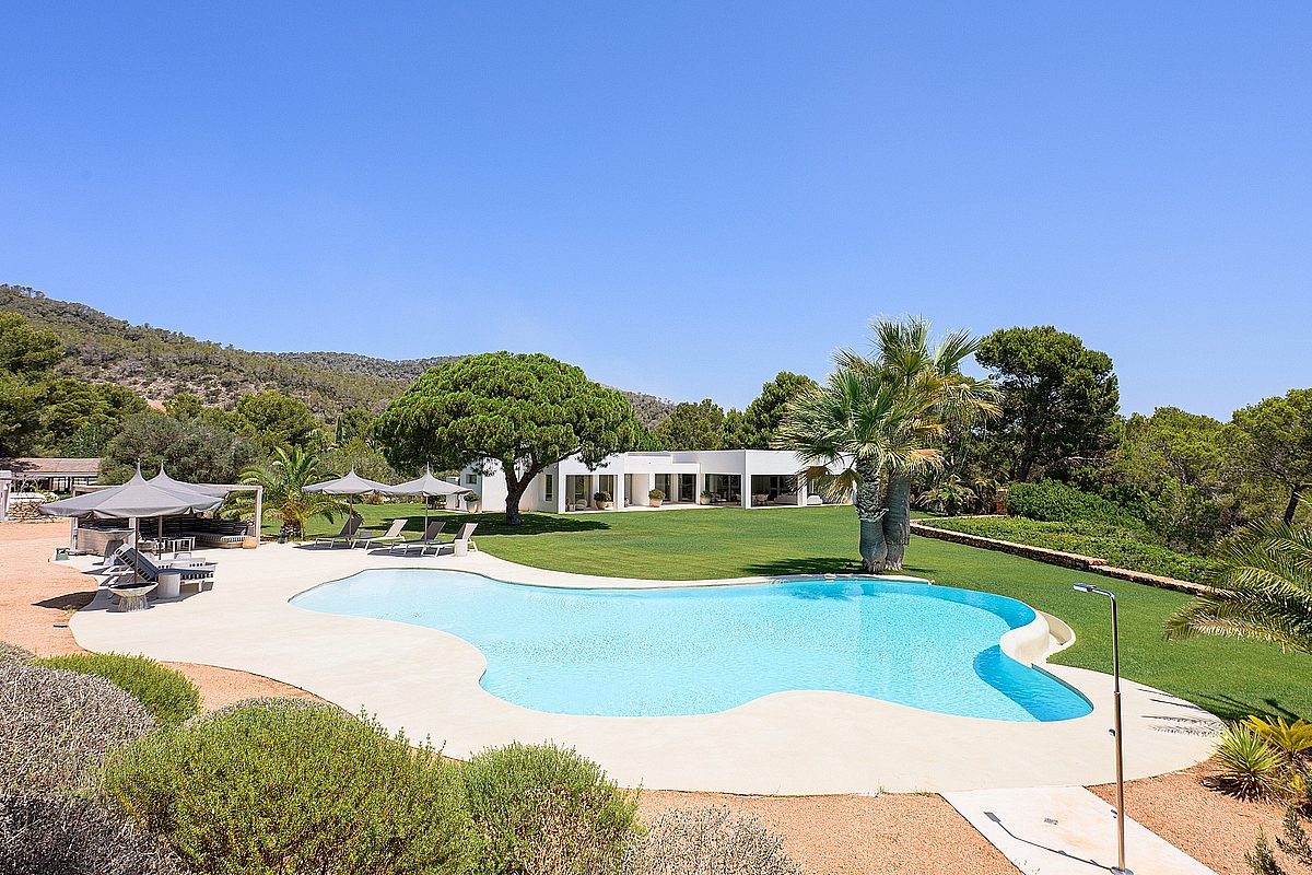 Moderna Villa de Lujo con impresionantes vistas  - 2