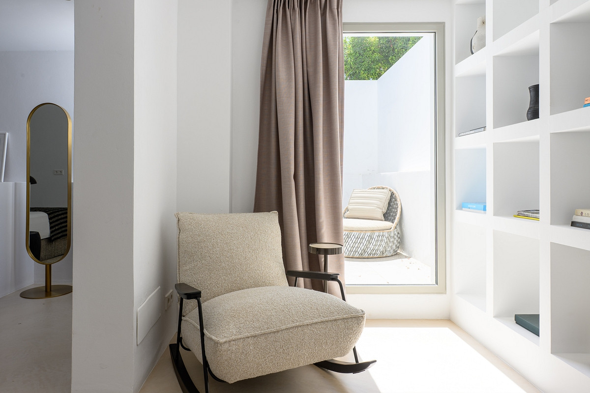 Moderne Luxusvilla mit atemberaubender Aussicht  - 23