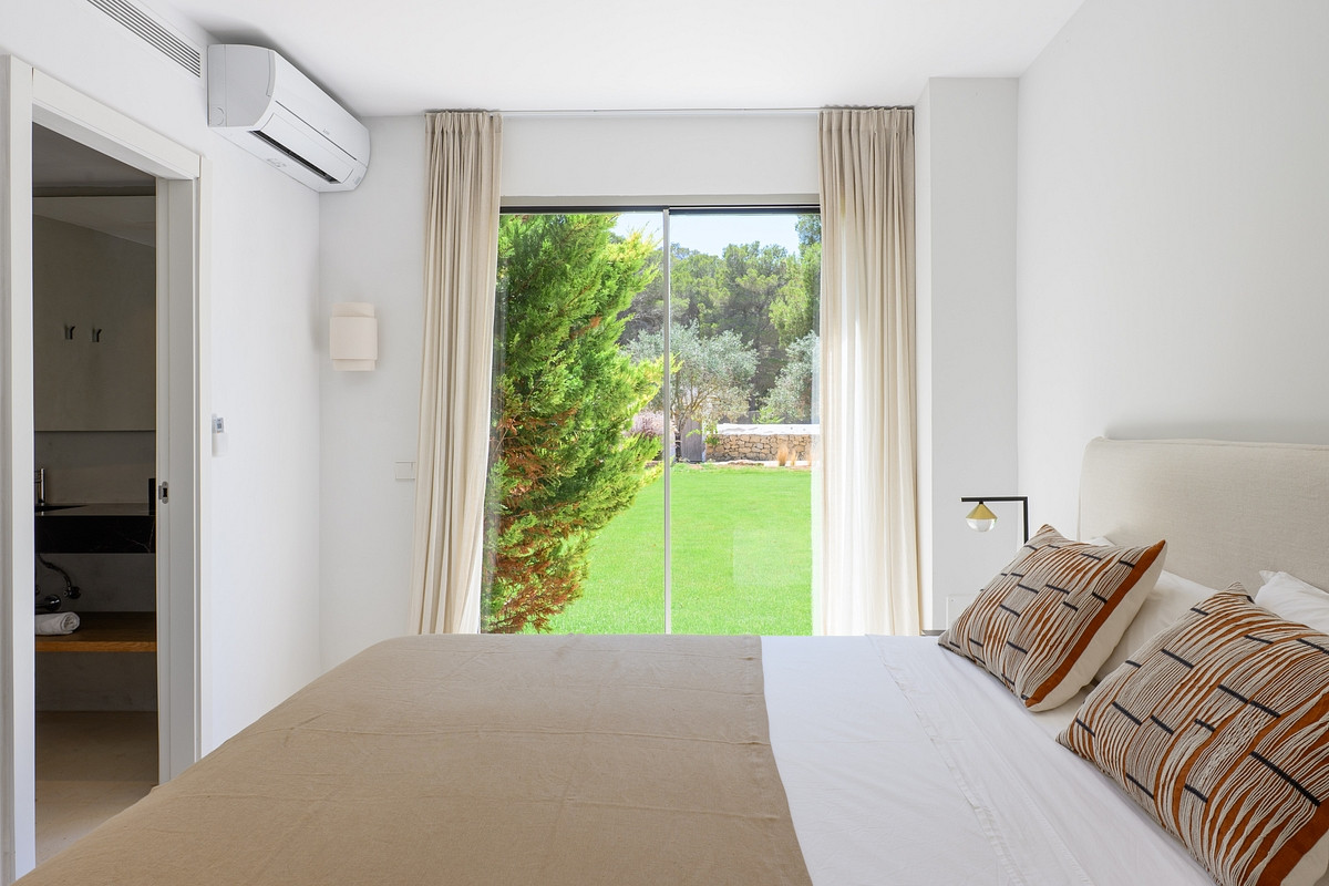 Moderne Luxusvilla mit atemberaubender Aussicht  - 46