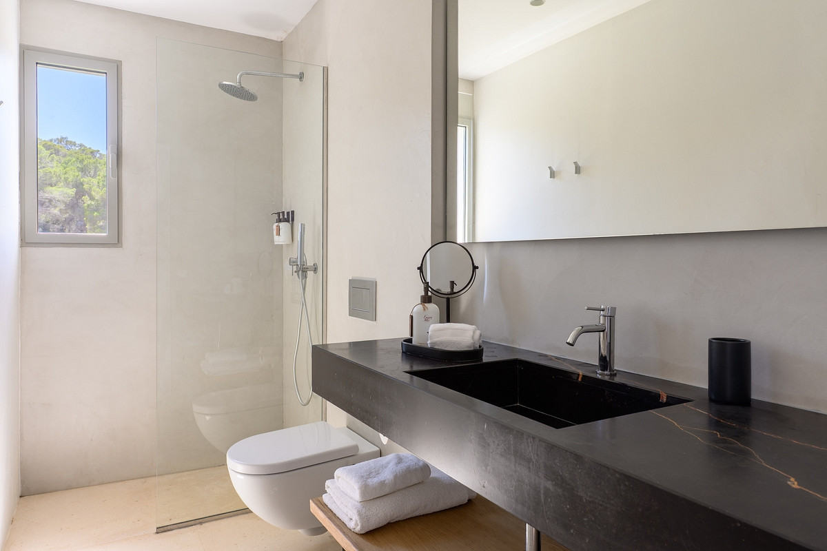 Moderne Luxusvilla mit atemberaubender Aussicht  - 52