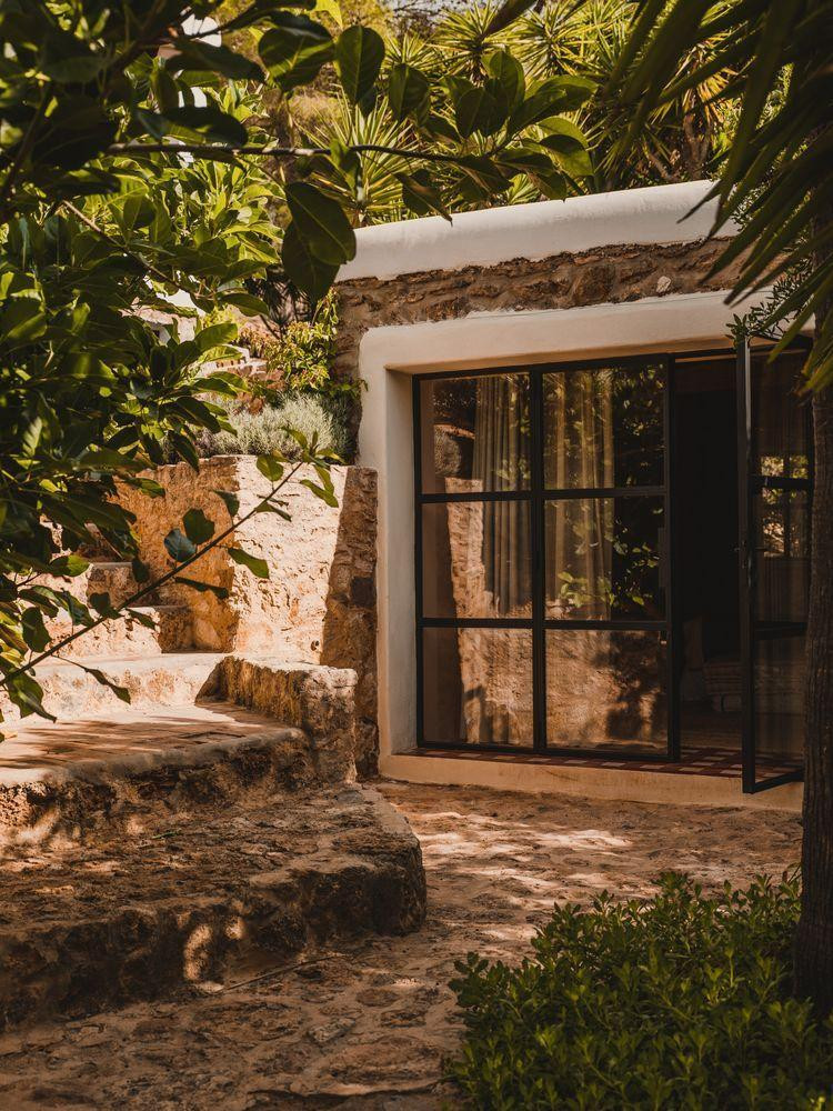 Einzigartige Finca inmitten der Natur, nur wenige Minuten von Ibiza-Stadt entfernt  - 10