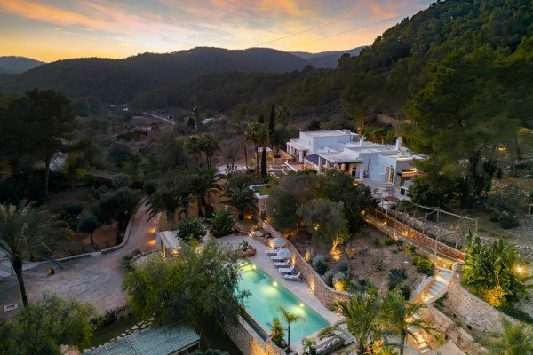 Unique Finca surrounded by nature just minutes from Ibiza Town  - 1