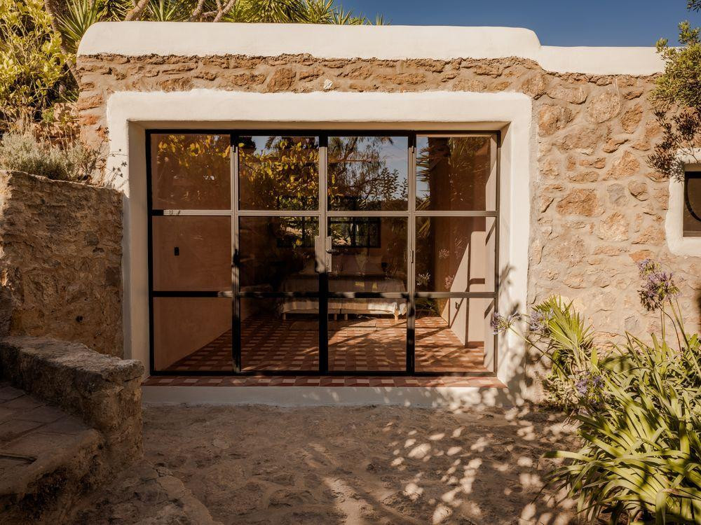 Einzigartige Finca inmitten der Natur, nur wenige Minuten von Ibiza-Stadt entfernt  - 32