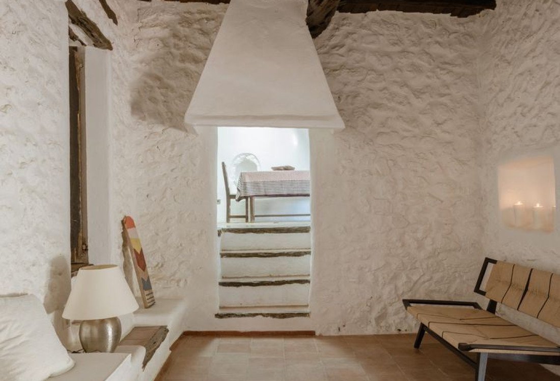 Einzigartige Finca inmitten der Natur, nur wenige Minuten von Ibiza-Stadt entfernt  - 40