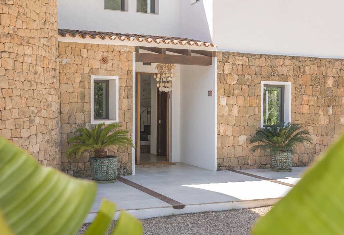 Hermosa villa en un entorno muy prestigioso a poca distancia de Cala Jondal  - 14