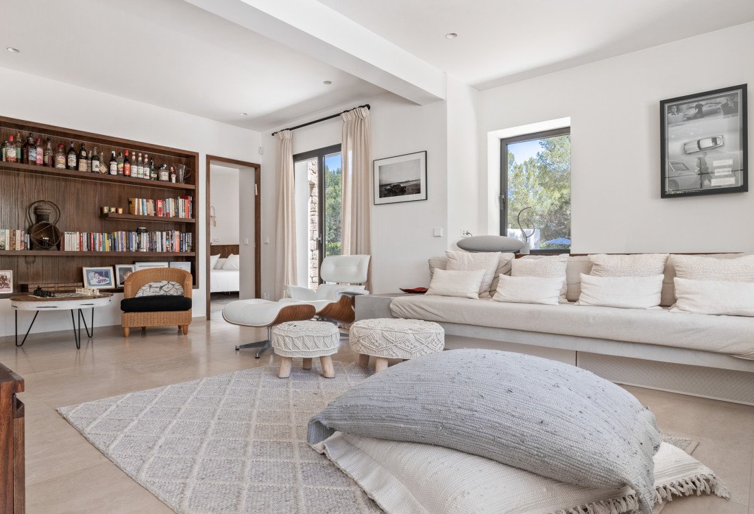 Hermosa villa en un entorno muy prestigioso a poca distancia de Cala Jondal  - 24