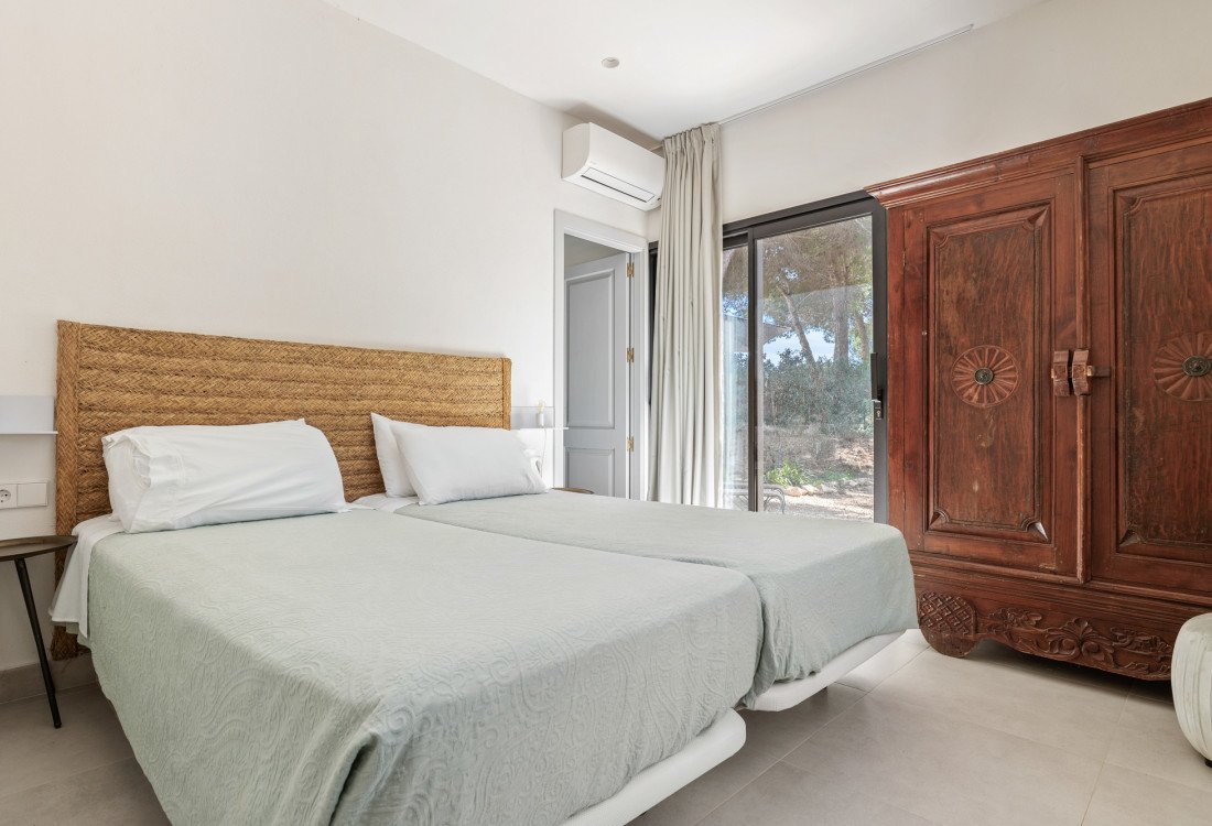Hermosa villa en un entorno muy prestigioso a poca distancia de Cala Jondal  - 41