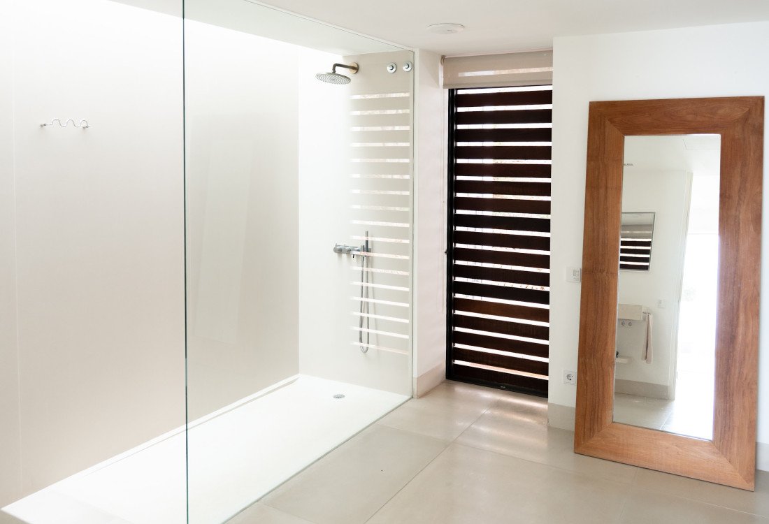 Moderne Design-Villa auf den Höhen von Es Cubelles  - 16
