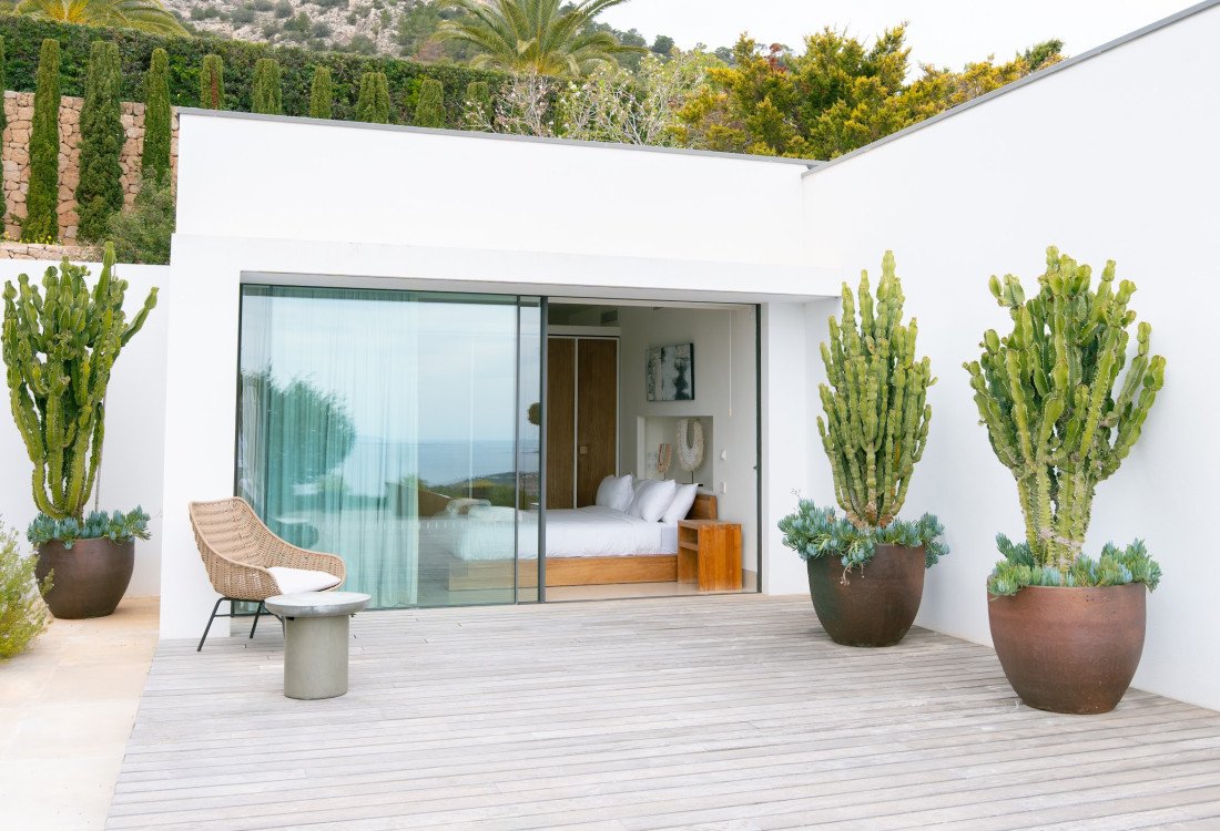 Moderne Design-Villa auf den Höhen von Es Cubelles  - 5