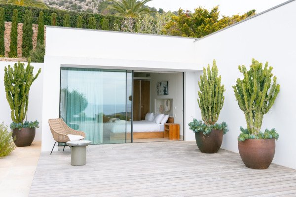 Modern design villa on the heights of Es Cubelles  - 5