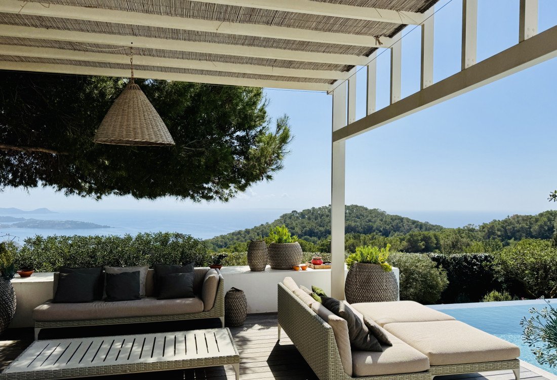 Moderne Design-Villa auf den Höhen von Es Cubelles  - 3