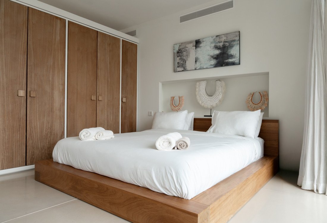 Moderne Design-Villa auf den Höhen von Es Cubelles  - 10